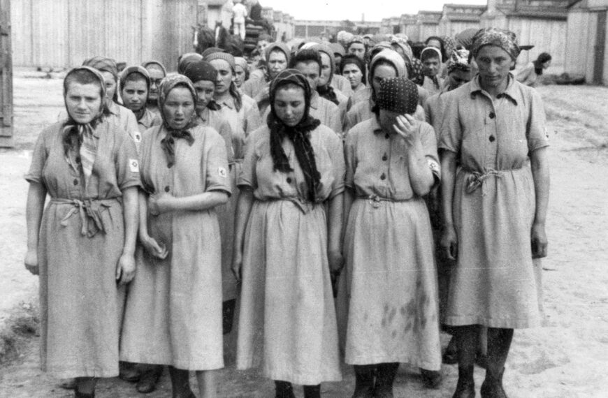 Reseña: Las 999 mujeres de Auschwitz